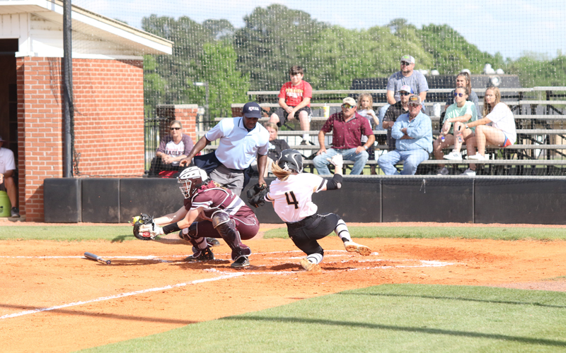 ECCC Softball Continues to Roll With Sweep of Hinds