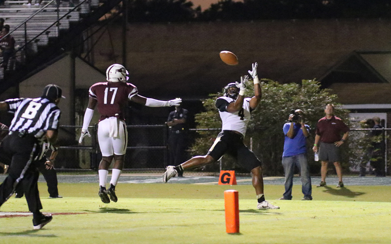 ECCC wide receiver Antonio Gibson hauls in a touchdown pass in a 2017 game at Hinds. (EC Photo)