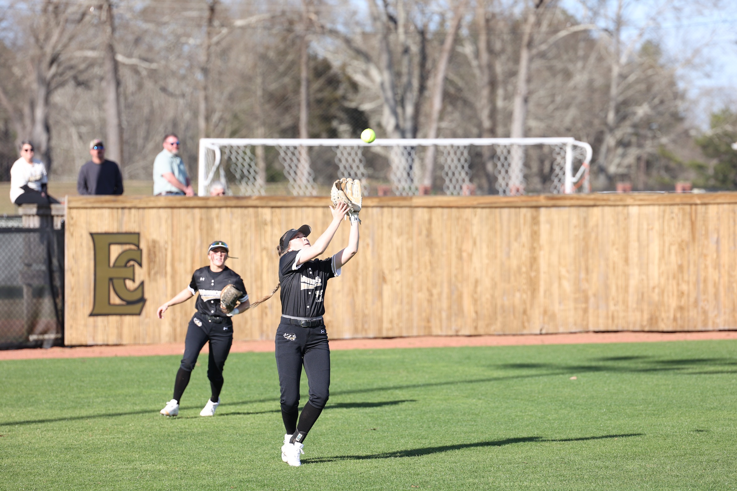 Lady Warriors Split Doubleheader with MMI