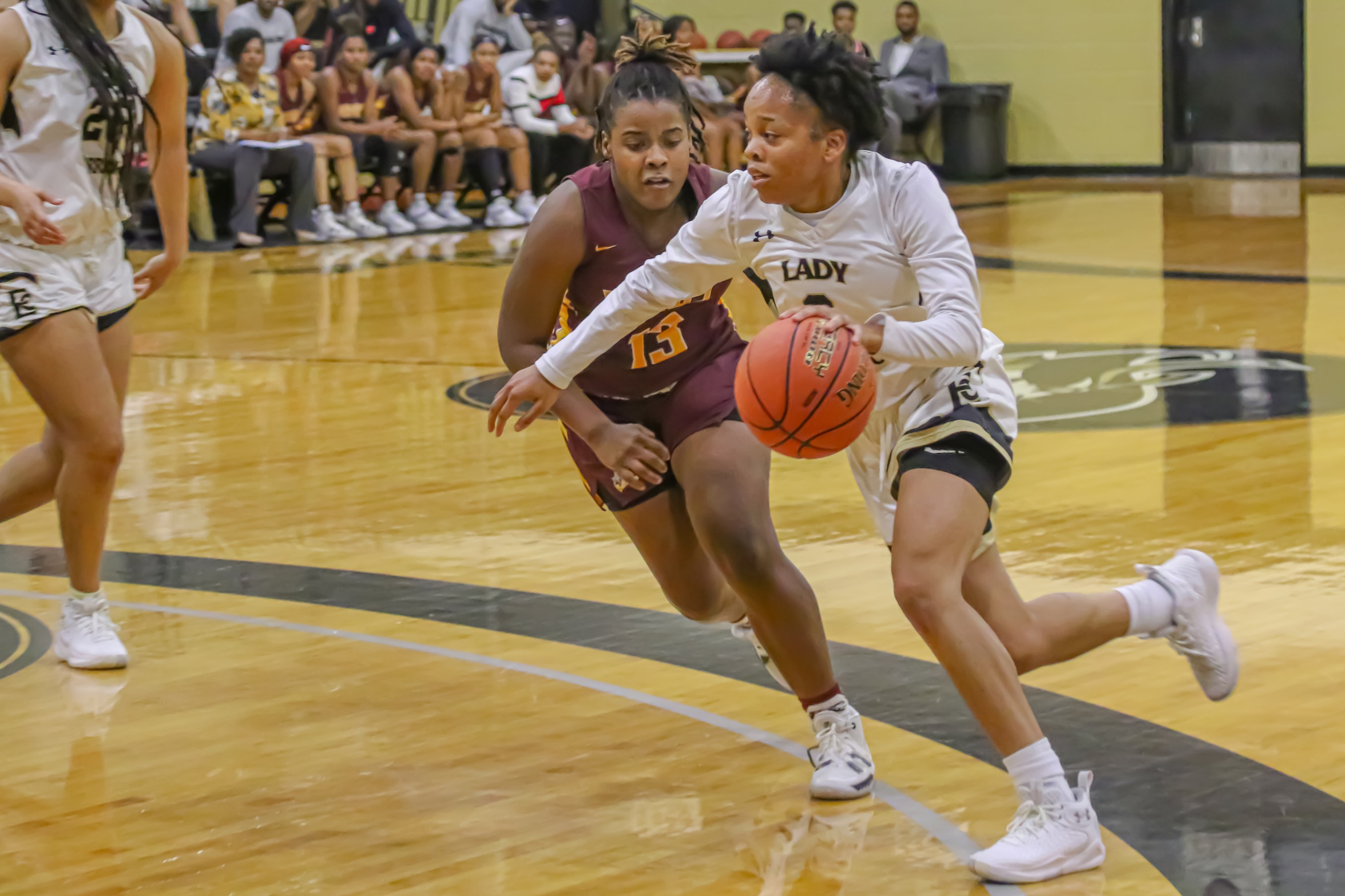 Lady Warriors Bounce Back With Win Over Hinds